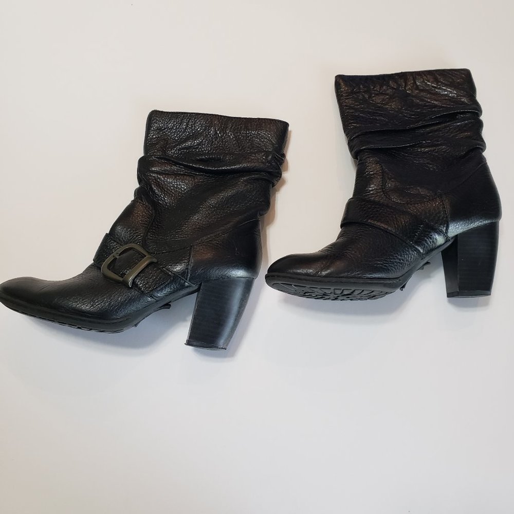 Born Concept Ladies Black Leather Boots, size 7